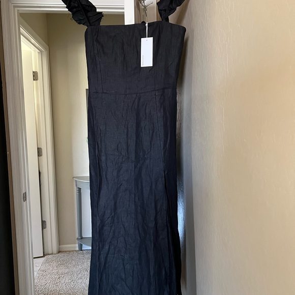 Reformation Spaulding linen midi- 8 - Picture 3 of 5